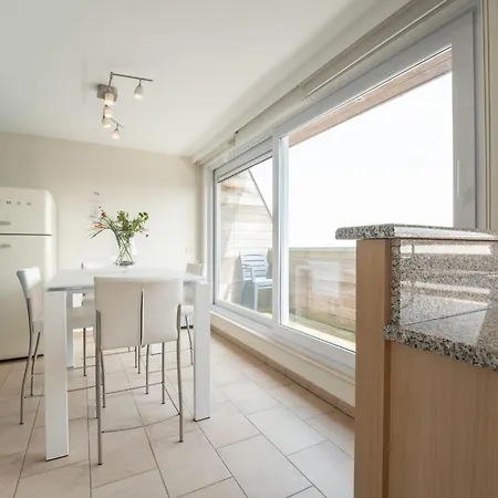 Appartamento Queen Mary By Interhome Bredene