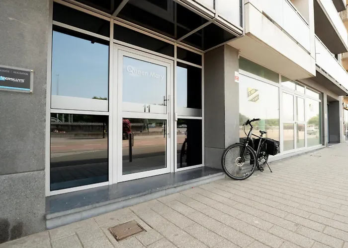 Queen Mary 505 With Parking By Interhome *