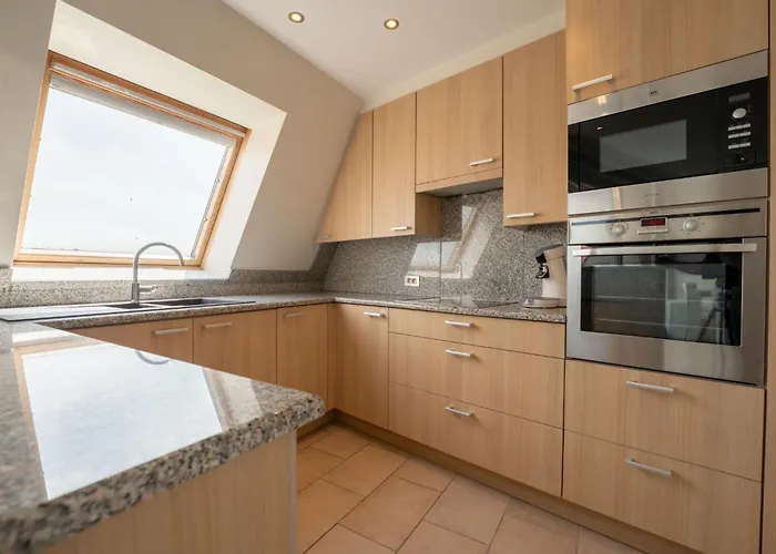 Apartamento Queen Mary 505 With Parking By Interhome